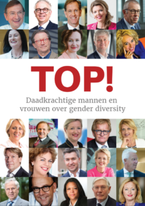 Tatjana Romanyk en Vivienne van Eikelenborg staan in het TOP! Boek van Topvrouwen
